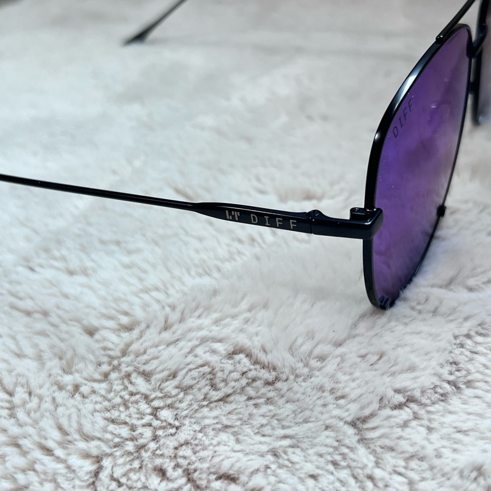 Diff Sunglasses - image 6